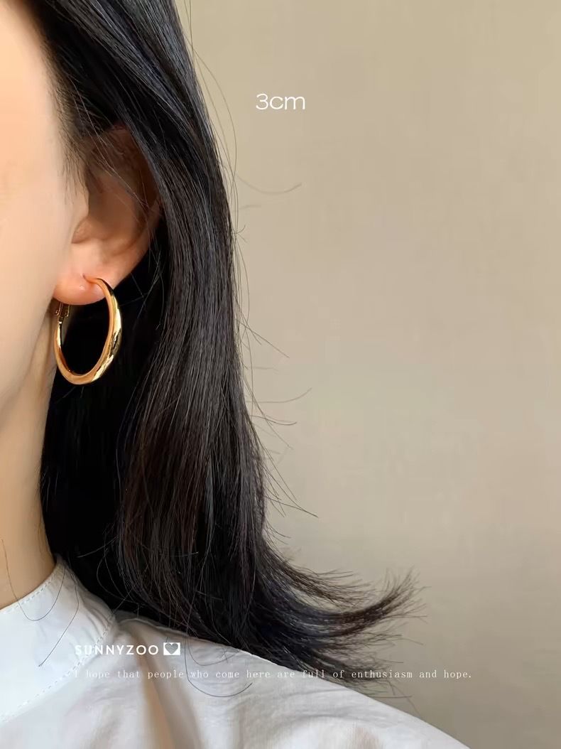 Cerchio grande classico e semplice per donna, stile vintage da pendolare, stile fresco ed elegante, cerchio minimalista con ago in argento_voghion.com