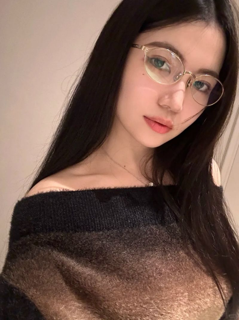 2025 New Metal Oval Frame Women's Eyeglasses, Advanced Smart Flat Lens With Adjustable Degree For Myopia And Slimming._voghion.com