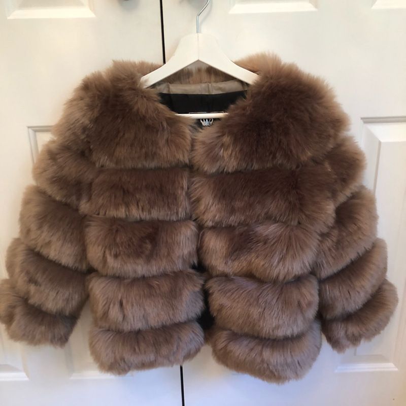 Women's fashion faux fox fur coat short round neck fur slim-fit top_voghion.com