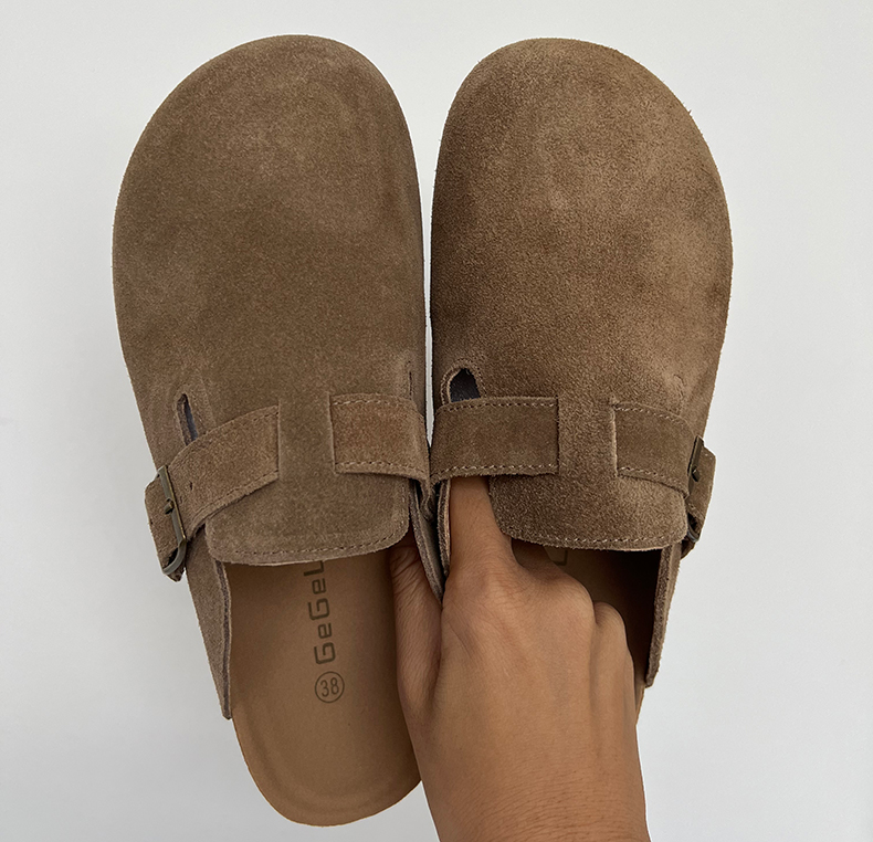 2023 sommer frauen Schuhe Closed Toe Runde Kappe Hausschuhe Kuh Wildleder Leder Clogs Schuhe für Frauen Retro Mode Garten mule Clog_voghion.com