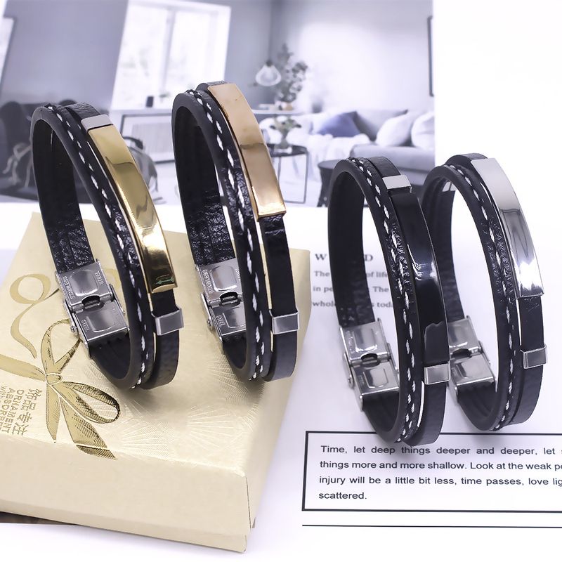 Set di gioielli da uomo con bracciale in silicone e acciaio_voghion.com