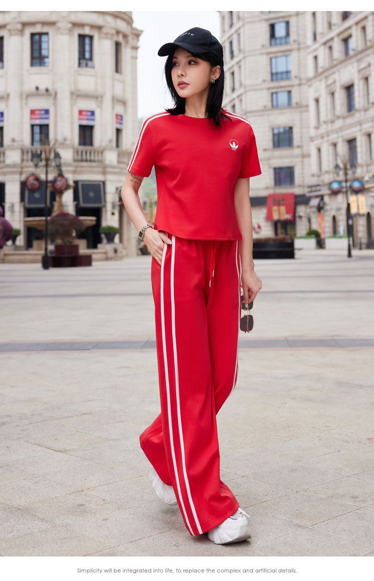 Ensemble deux pièces de sport décontracté pour femme, nouvelle mode 2025, style déesse élégant, manches courtes, pantalon large_voghion.com
