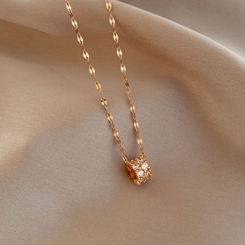 Collier à double rangée de diamants pour femmes, version coréenne, chaîne de collier Sen, pendentif de cou à la mode, bijoux_voghion.com