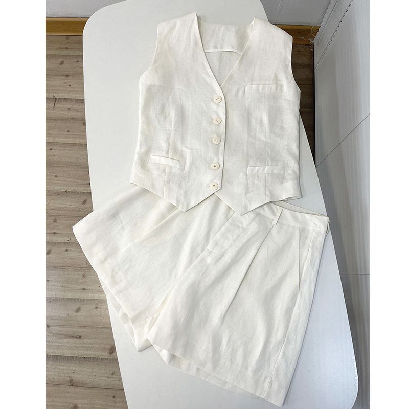 Abbigliamento da donna, gilet bianco sottile, abito corto, giacca senza maniche alla moda per le donne_voghion.com