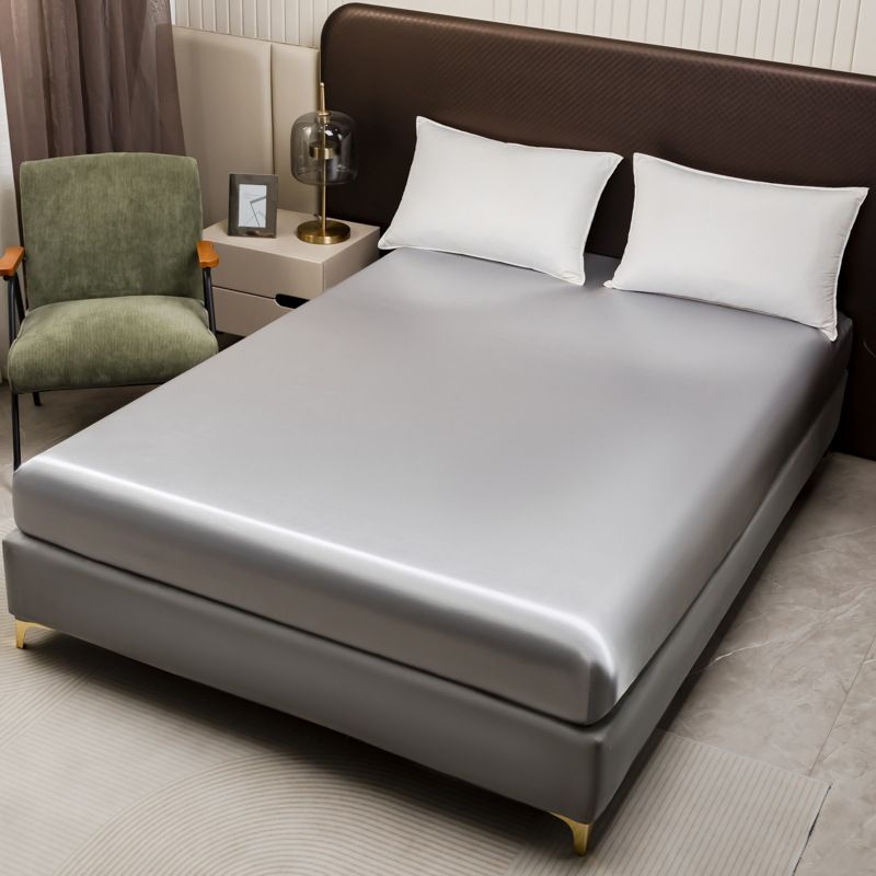 Silky Bedspreads Mattress Covers Full Sizes For Europe And The United States Bedding_voghion.com