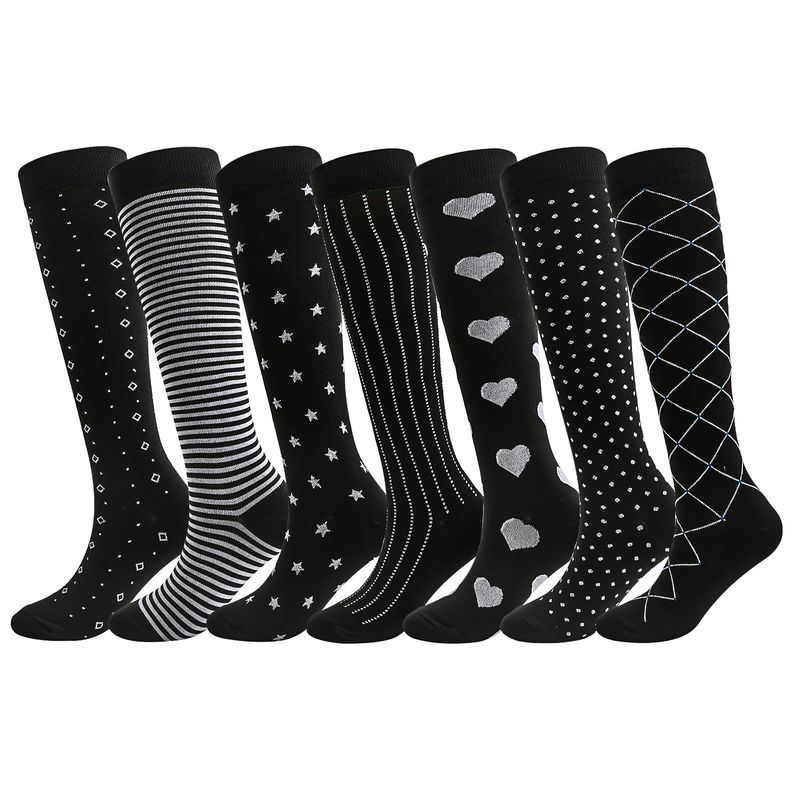 2025e Outdoor Sports Schwarz-Weiß Trendy Style Unisex Running Elastic Compression Socks_voghion.com