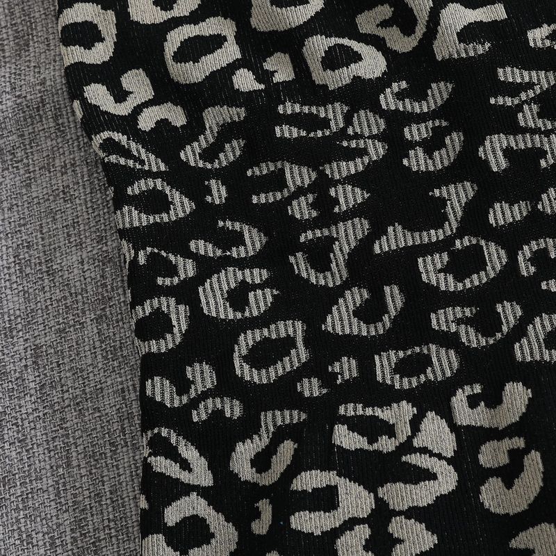 Pantaloni da yoga con stampa leopardata a vita alta da donna - Tuta elasticizzata per allenamento e corsa con design snellente e modellante_voghion.com