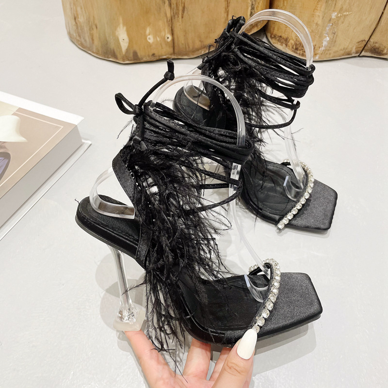 Räder 2025 Neue Mode Stil Quadratischen Kopf W der Schuhe Mit Wasser Diamant Feder Strap Sommer High Heels Sandalen Für_voghion.com