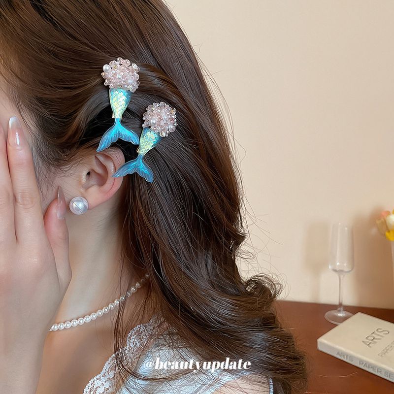 Silbernadel Harz Perle Blume Cluster Fischschwanz Ohrringe Clip Set Mode Exquisite Kleine Haarspangen Leichter Luxus_voghion.com