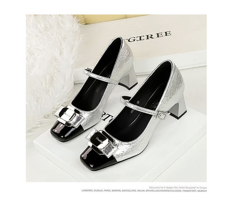 5298-K91 Wind Damenschuhe Vielseitiger mittlerer dicker Absatz leichter Mund Farbblock Metallschnalle Schleifenriemen Einzelschuh_voghion.com