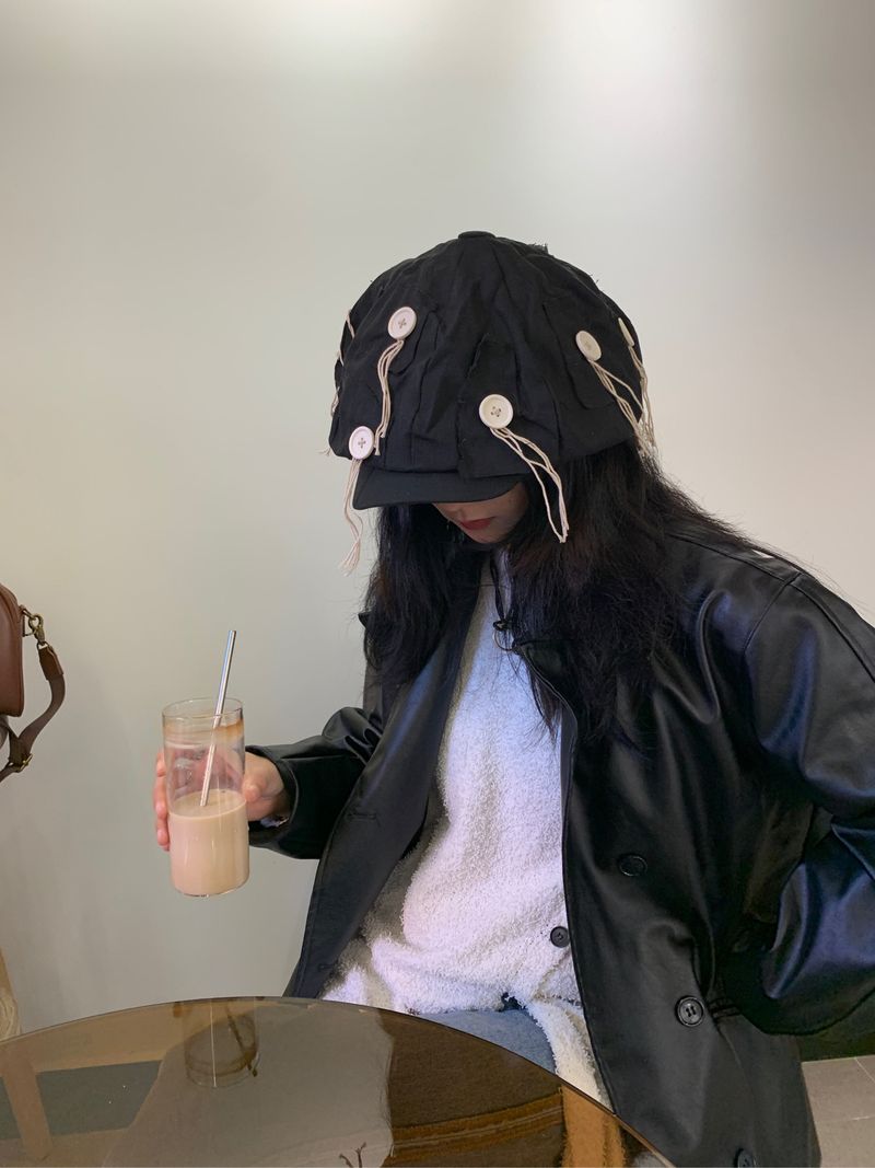 Nischenknopf-Design Oversized Clouds Damenhut Dark Street Style Achteckige Baskenmütze Frühling/Sommer 2025 Neu_voghion.com
