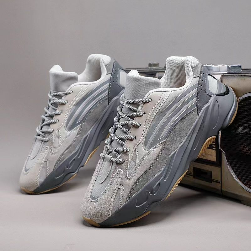 Negozio di fabbrica 2023 Scarpe da corsa da uomo di nuova qualità Boost Jade Ash Beluga Carbon Mono Ice Slate Onyx Cinder Zebra Scarpe da ginnastica_voghion.com