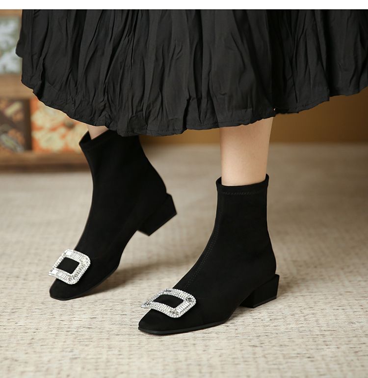 9333 2 Stivali Martin in pelle scamosciata britannica con punta quadrata per donna Stivali corti con fibbia quadrata in cristallo europei e americani Stivali corti elastici slip-on per donna_voghion.com
