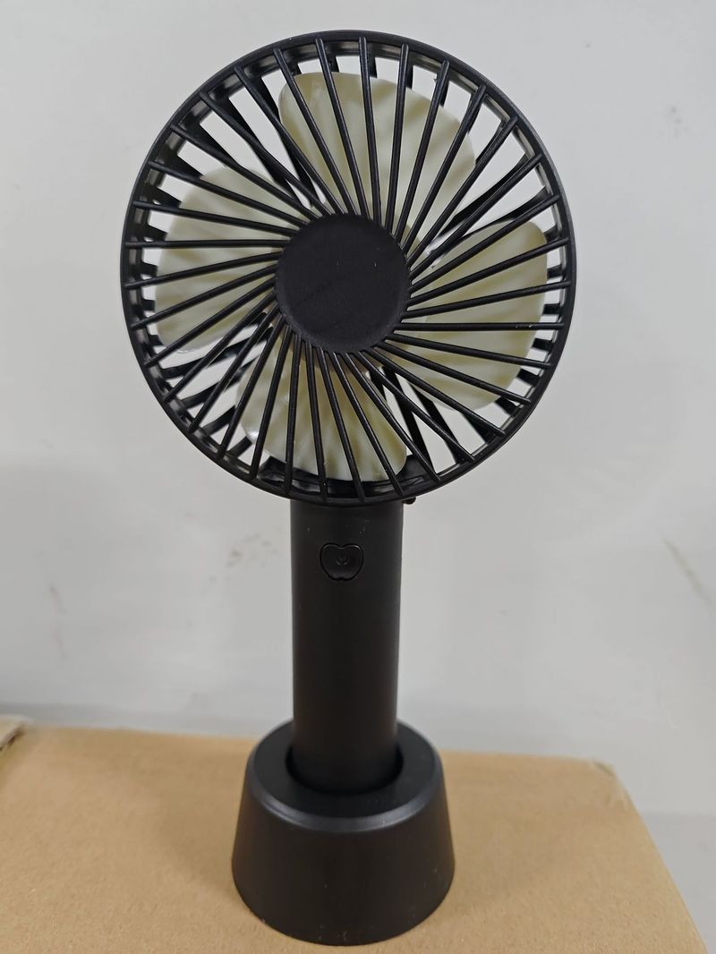 Ventilatore da tavolo portatile piccolo e potente, ricaricabile tramite USB_voghion.com