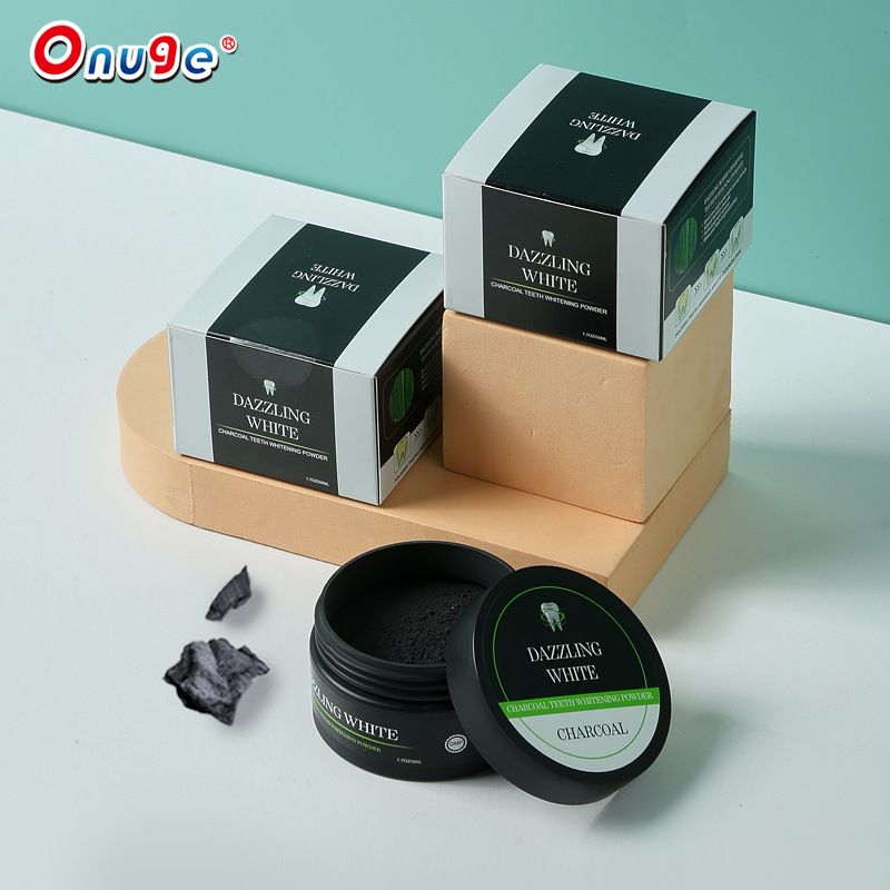 Polvere sbiancante per denti nera Onojie con carbone di bambù attivo e guscio di cocco_voghion.com