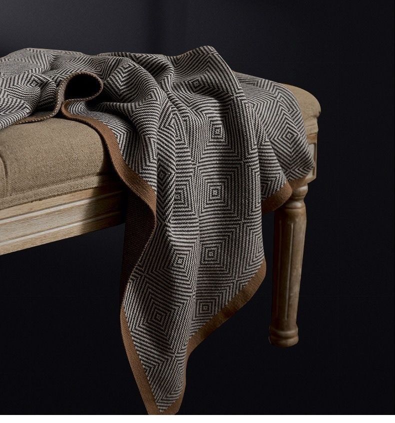 Q3Y Light Luxury Nordic Style Air Conditioning Nap Sofa Throw Bed Airplane Blanket_voghion.com