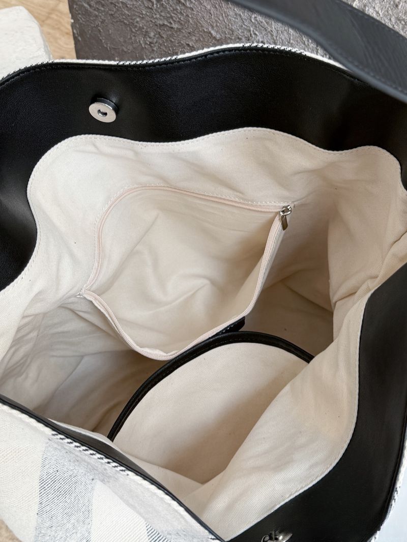 Striped Canvas Shoulder Cowhide Large Capacity Handbag_voghion.com