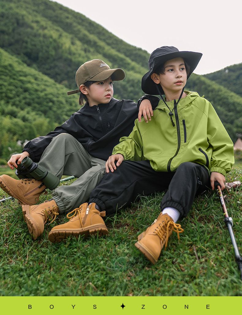 Giacca antivento impermeabile per bambini – Cappotto traspirante per escursioni e giochi (80-160 cm, nero/verde)_voghion.com