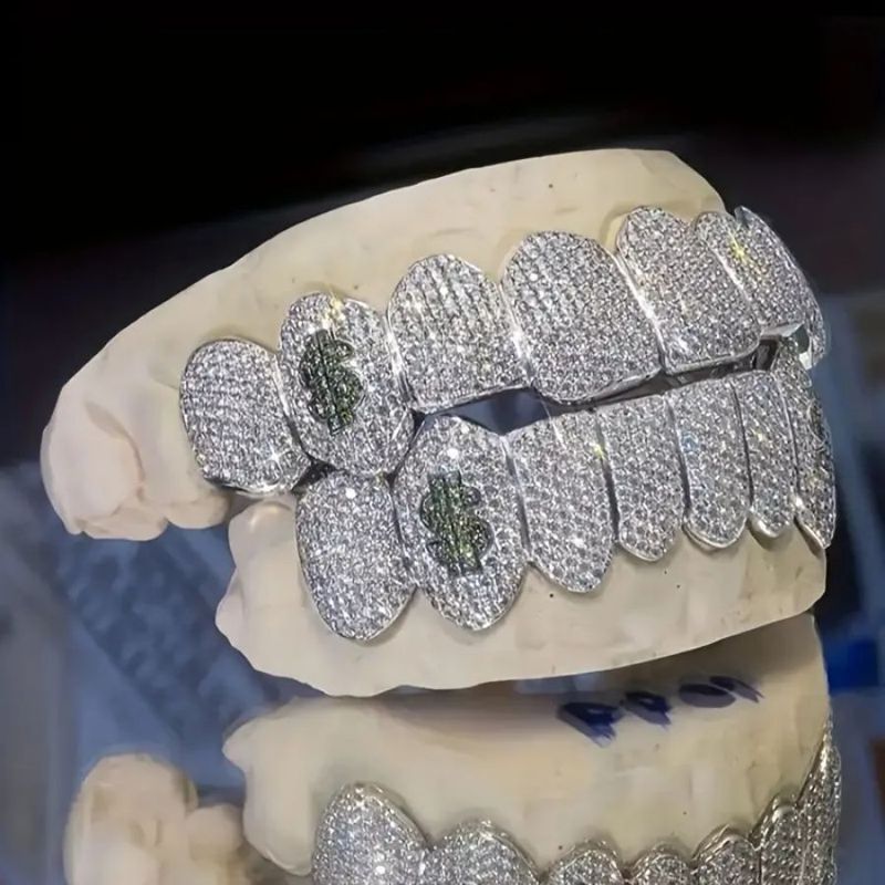 Hot Selling Hip-Hop Black Dollar Dia-Studded Eight-Tooth HIPHOP Copper Zircon Full Dia Bracelet Jewelry_voghion.com