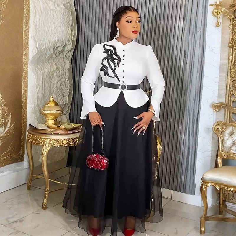 Zweiteiliges Kleid mit Strassverzierung – Langärmliges, figurbetontes Damenkleid mit hohem Kragen (L-3XL, einfarbig)_voghion.com