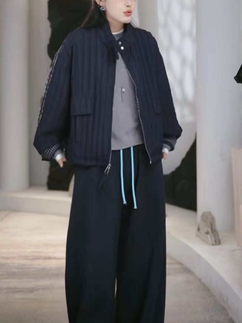 ragazza Vendita diretta in fabbrica Cappotto da donna sottile, Articolo di tendenza autunno 2025, Giacca in cotone bianco super bella per donna_voghion.com