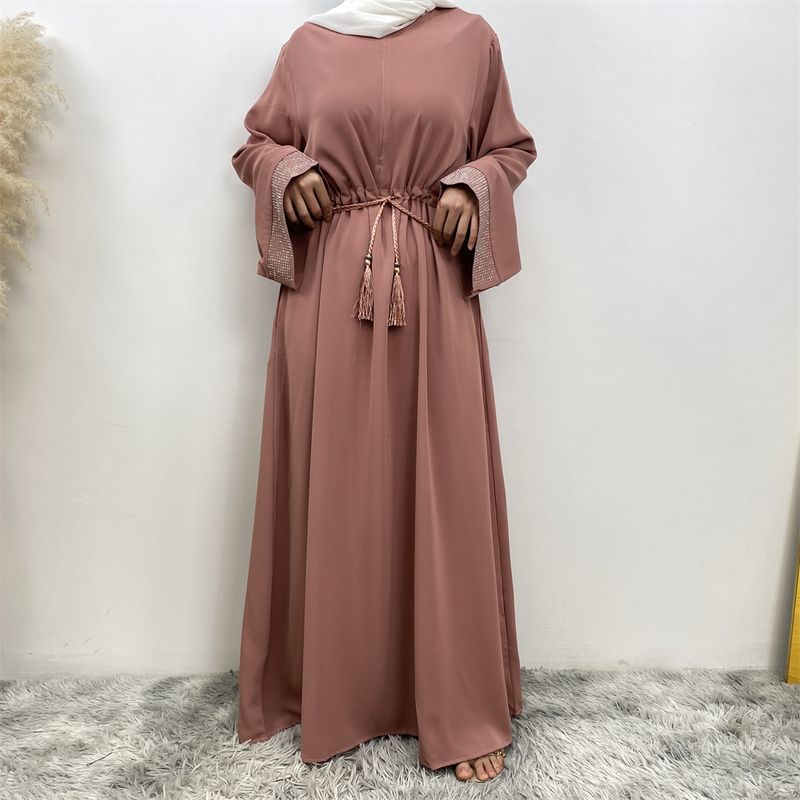 Ramadan moslim vrouw jurk vooraan rits verborgen riem Dubai abaya mouwen met zilveren rand ontwerp Marokkaanse kaftan koninklijke vrouwen rood_voghion.com