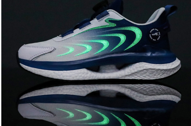 2024 Herbst Neue Herren Nightglow Popcorn Drehknopf Elastische Weiche Sohle Paar Große Trendy Schuhe_voghion.com