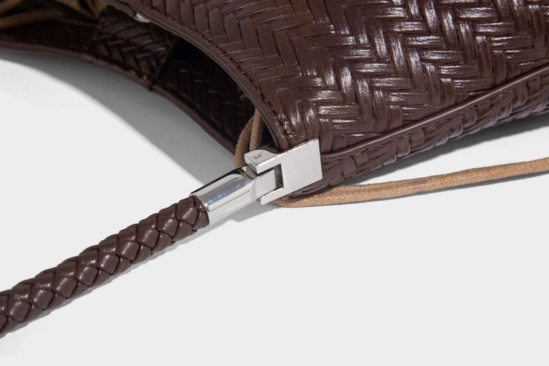 Shoulder Bag, Made Of Textured PU Fabric, Chic Plaid Design, Ample Interior Space, Perfect For Everyday Use Or Travel_voghion.com