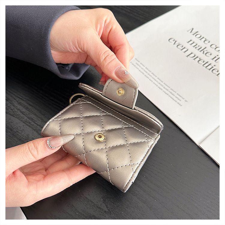 Xiaoxiangfeng 2024 Nei Camellia Lingge Damme Kuerz Coin Zero Portemonnaie Modesch a minimalistesch Schlësseltasch_voghion.com