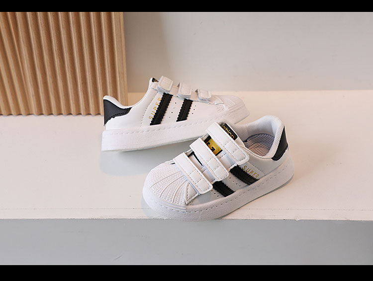 Kinder Shell Kopfteil 2024 Frühjahr Neue Atmungsaktive Mädchen Kleine Weiße Jungen und Babys Anti-slip Casual Schuhe_voghion.com