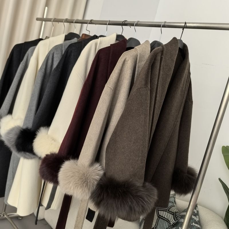 Manteau de luxe en laine double face avec poignets en fourrure de renard véritable – Manteau d'hiver court pour femme, design à lacets, chaud et élégant_voghion.com