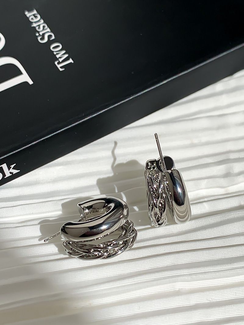 Orecchini a forma di C di alta qualità per donna, orecchini di design di nicchia, accessori per orecchie Yiwu_voghion.com