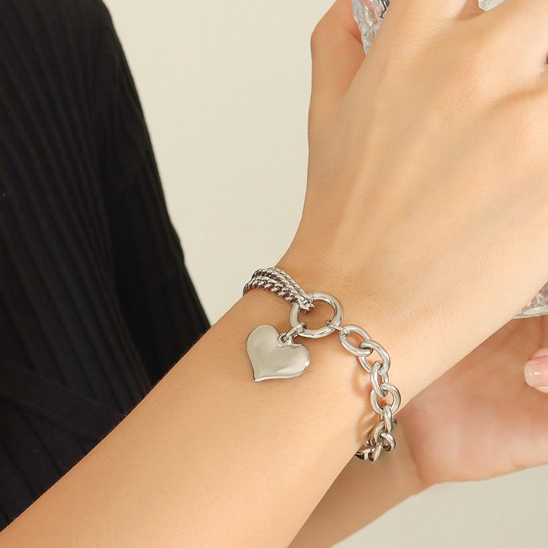 Stilvolles Design Handschmuck Kubanisches Spleißen Kette Herz Armband Titan Stahl Vergoldet Nicht Verblassend_voghion.com