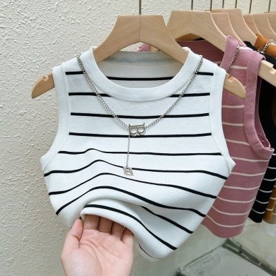 Canotta estiva da donna in maglia a righe europee, adatta per l'uso all'aperto e al chiuso, con ampia tracolla come_voghion.com