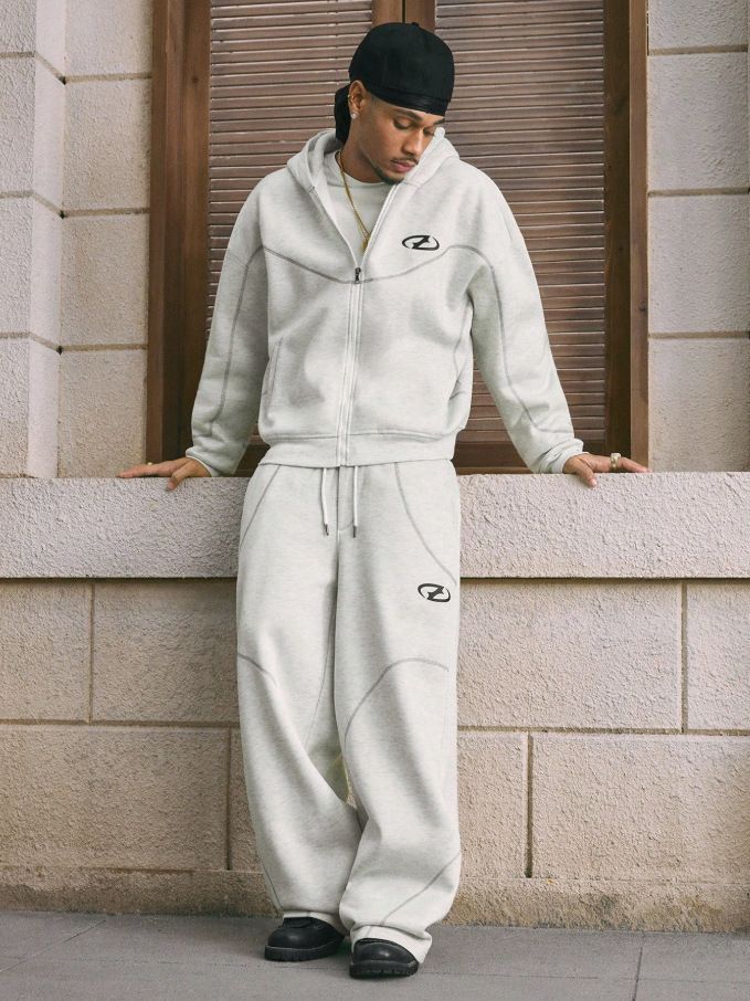 Completo con felpa con cappuccio e jogger con stampa geometrica alla moda - Completo casual unisex in misto cotone streetwear per autunno inverno_voghion.com