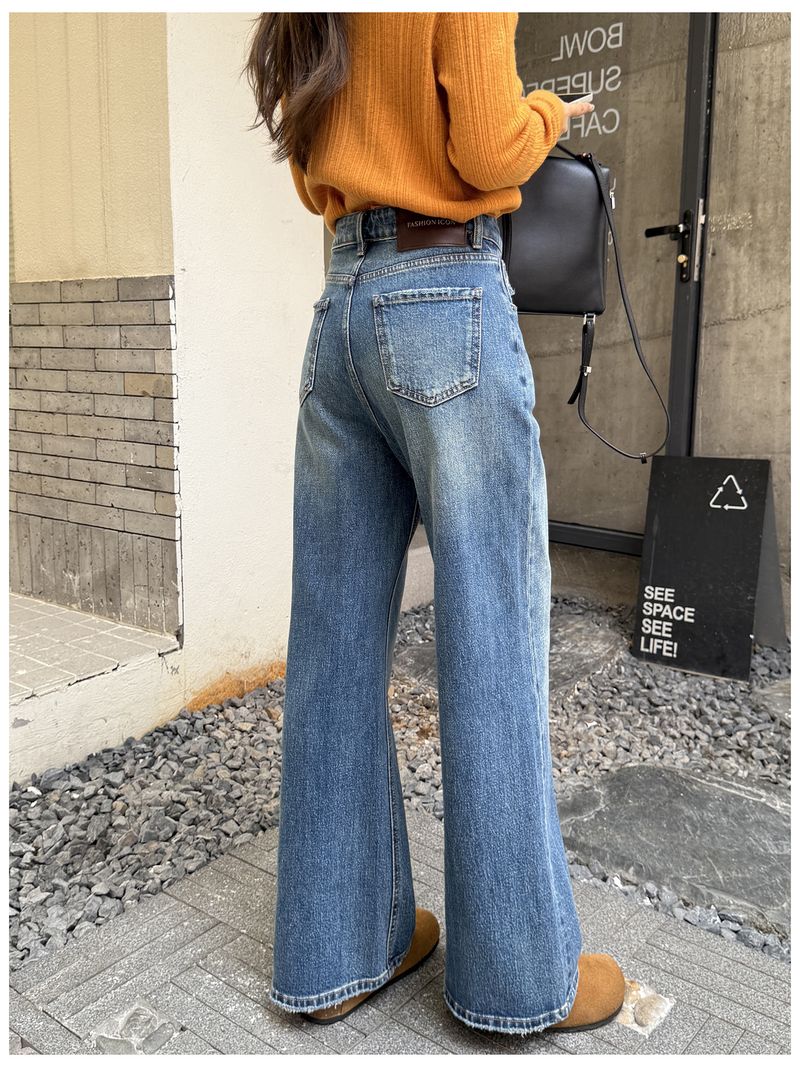 Riesige Beine lang ~ Schöne Micro-Pull-Jeans Damen Herbst 25 Neue gerade lockere Wischhose mit weitem Bein_voghion.com