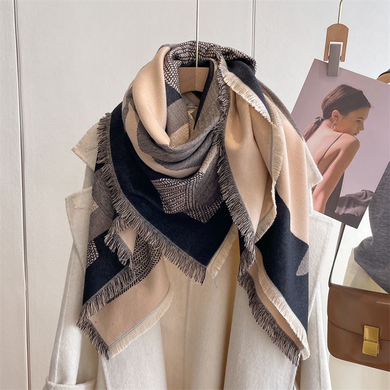 2024 Autumn/Winter New Square Art Style Cashmere Scarf Women's Warm Air Conditioning Room West Blanket Shawl_voghion.com