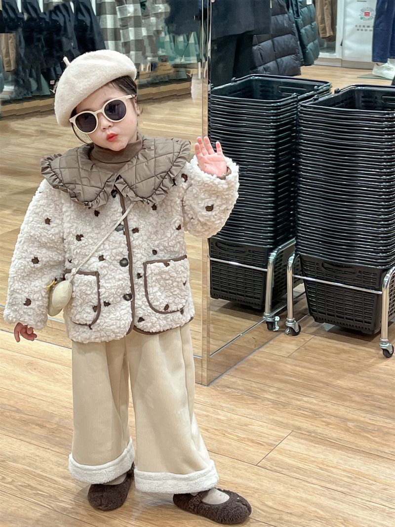 Cappotto spesso per ragazze in pelle scamosciata invernale composita in morbida pelle cerosa in lana di agnello con colletto per bambola a pois completamente ricamato_voghion.com