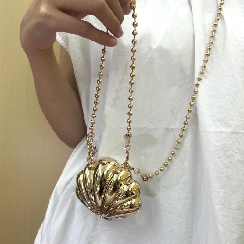 Borsa a tracolla monospalla in metallo mini 2024, alla moda, con fiore, per rossetto e trucco, piccola boutique, alla moda, da donna_voghion.com