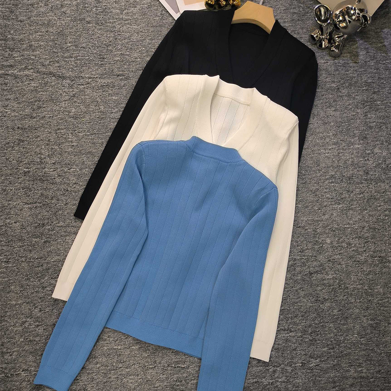 Damenbekleidung Langarm-Shirt mit kleinem Design, Sinn für Nischenstrickwaren_voghion.com