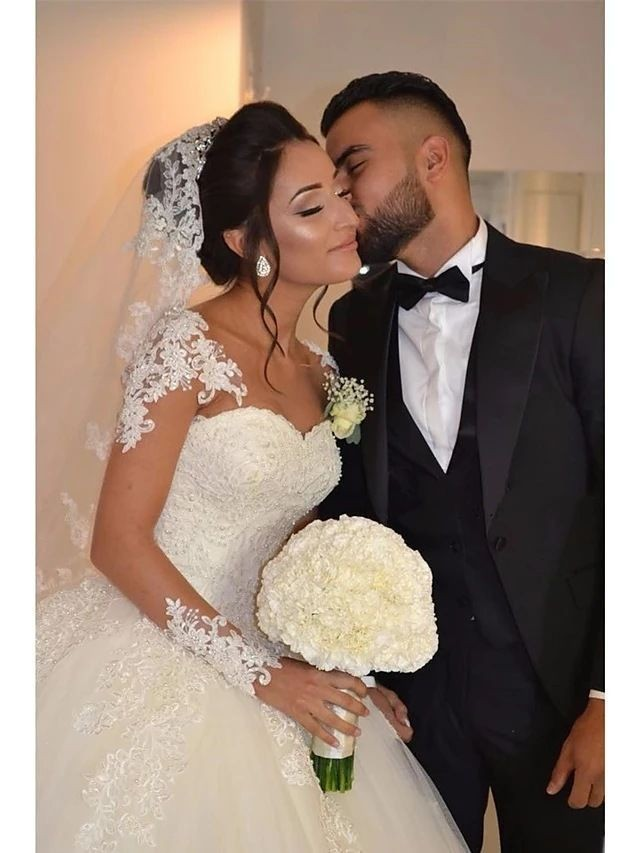Damen-Brautkleid in Hautfarbe, Netzstoff, langärmelig, flache Stickerei, Spitze, Rundhalsausschnitt, ordentliches Hochzeits-Hochzeitskleid_voghion.com