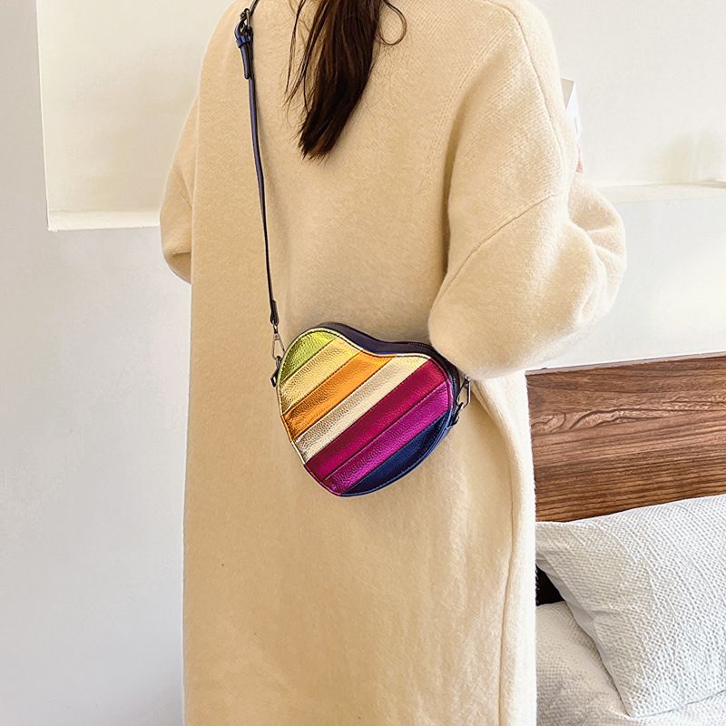 Nuova borsa a tracolla a forma di cuore con patchwork arcobaleno, con design di nicchia, per donna, con motivo a blocchi di colore._voghion.com