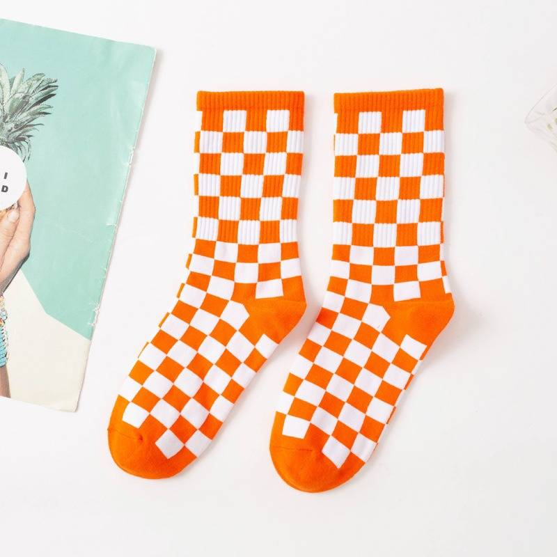 6 Pairs--Checkerboard Men's And Women's Fashion Street Brand Mid Tube Academy Style Cotton Skateboarding Socks_voghion.com