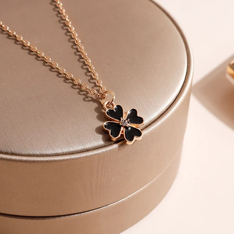 Collane e pendenti in smalto nero a forma di trifoglio, stile semplice e pronto all'uso, per donne e ragazze, bijoux, collane e ciondoli per San Valentino._voghion.com
