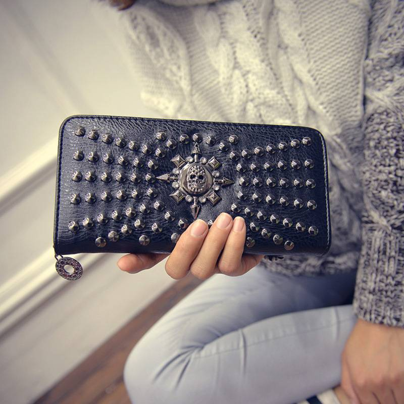 Punk Rivet Skull Long Women's Wallet Large Capacity Zero Wallet Multi Card Handheld Bag Wallet_voghion.com