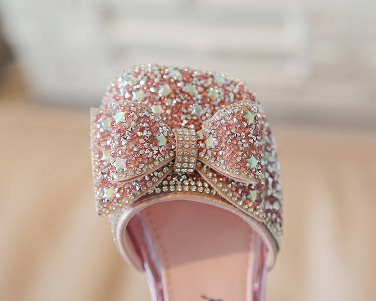 Mutter & Kinder Süße strass Prinzessin schuhe für mädchen Großen bogen kleine leder schuhe für kinder Pailletten kleine kinder sandalen_voghion.com