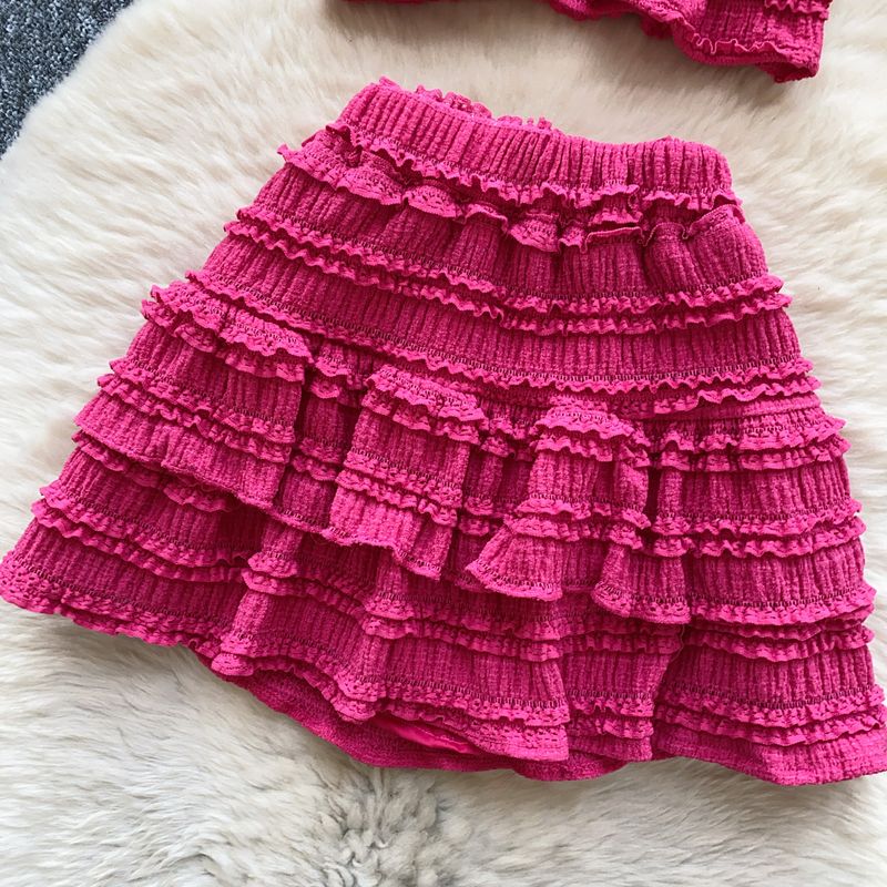 Piccolo design con bordo in legno per orecchie Pure Desire Suit con bretelle da donna e gonna a vita alta_voghion.com