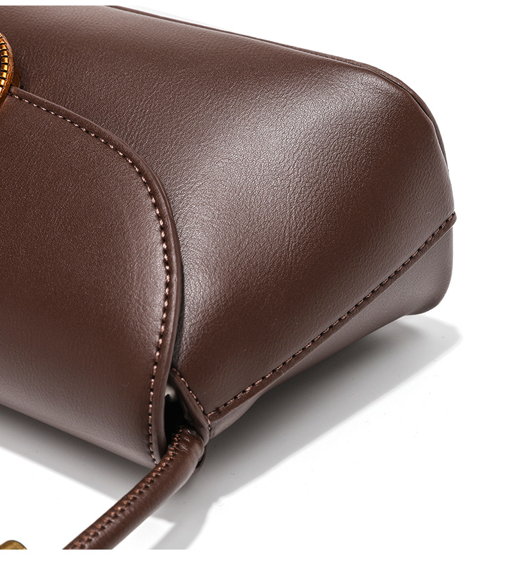 Borsa a tracolla grande e capiente, stile baguette, semplice e casual, per donne alla moda Senior Sense Trend_voghion.com