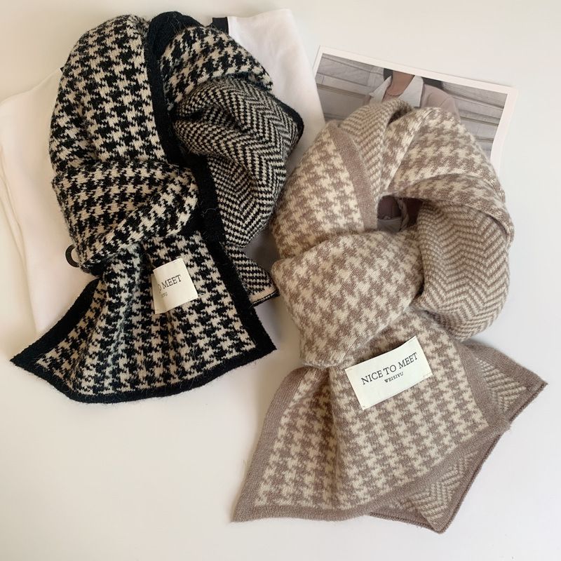 Autumn And Winter Knitted 2025, A Versatile Checkered Warm Scarf For Women_voghion.com