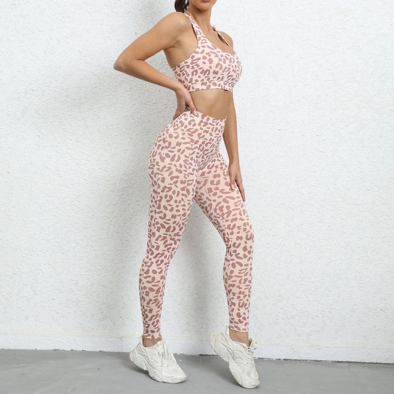 Yogapak met luipaardprint en mooie rug, strakke sportset, perzikkleurige heuplift, fitnessset met hoge taille voor vrouwen_voghion.com